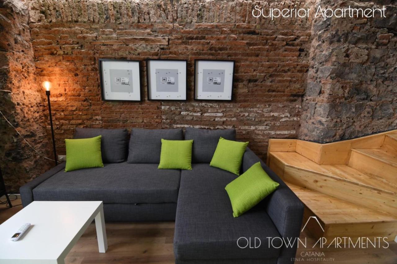 Old Town Apartments CTA Exterior foto