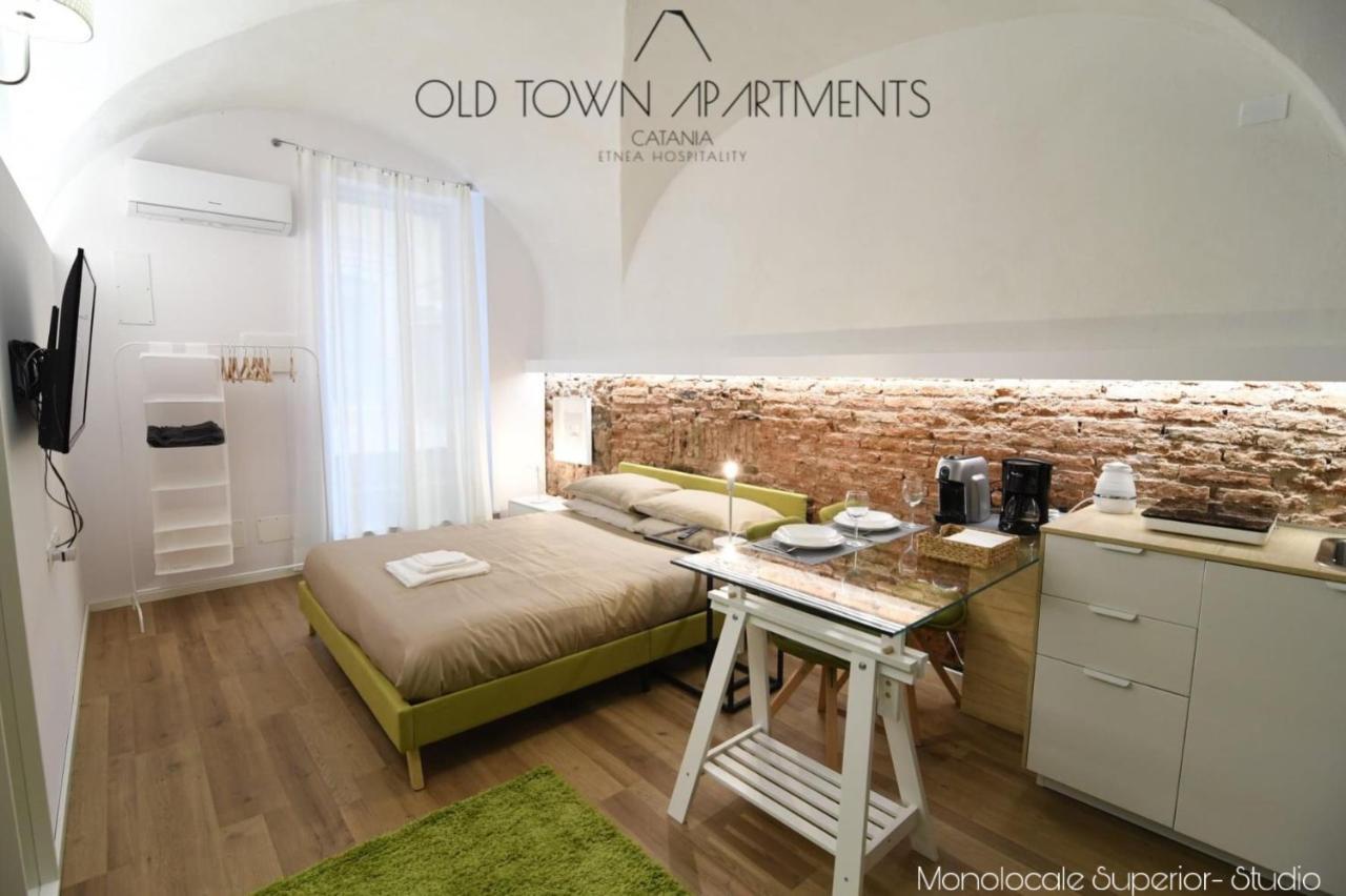 Old Town Apartments CTA Exterior foto